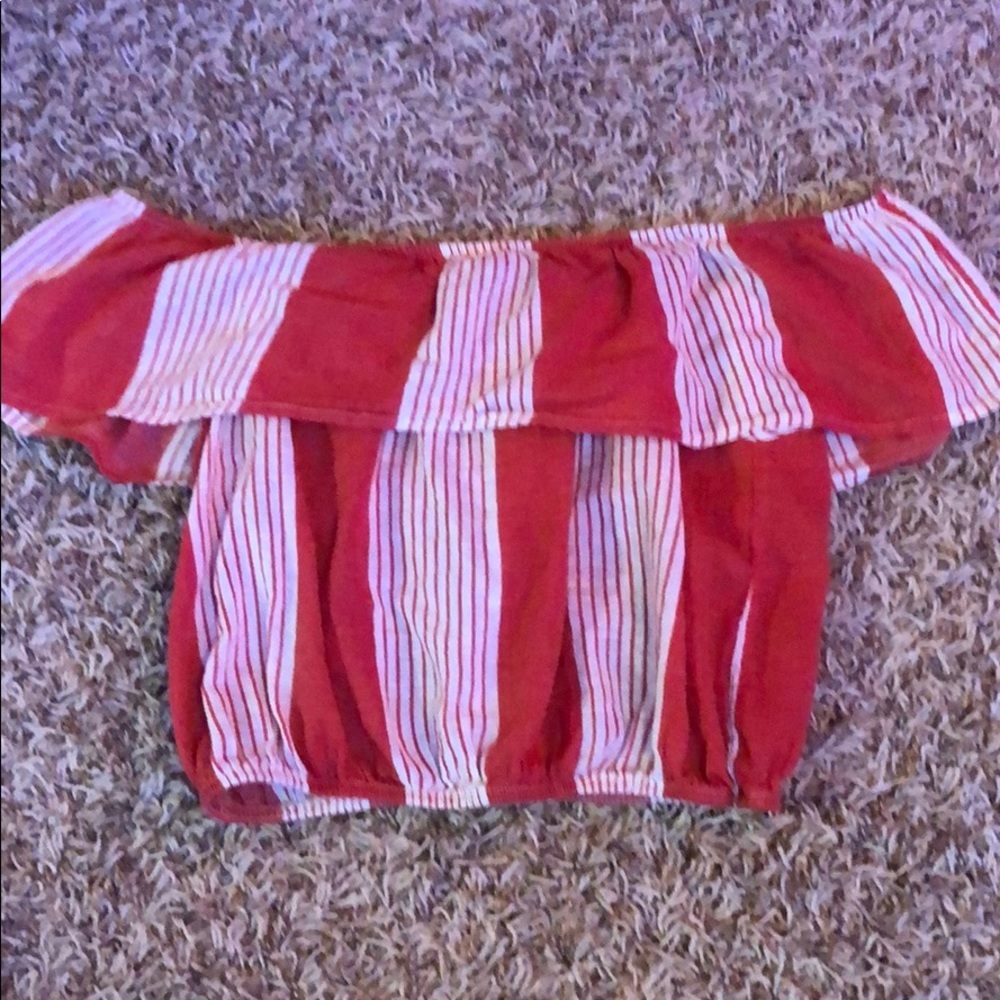 Sky and Sparrow off the shoulder blouse. Size: S